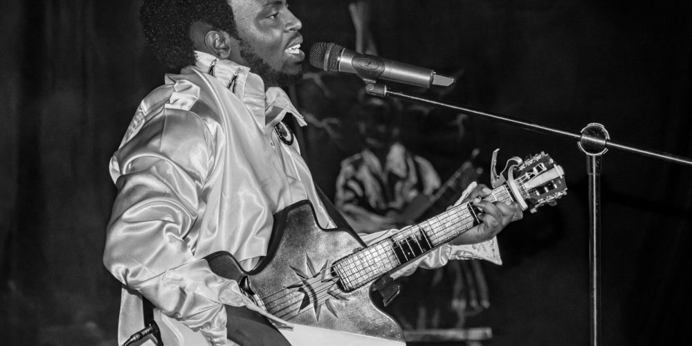 img 28 54085372890 o